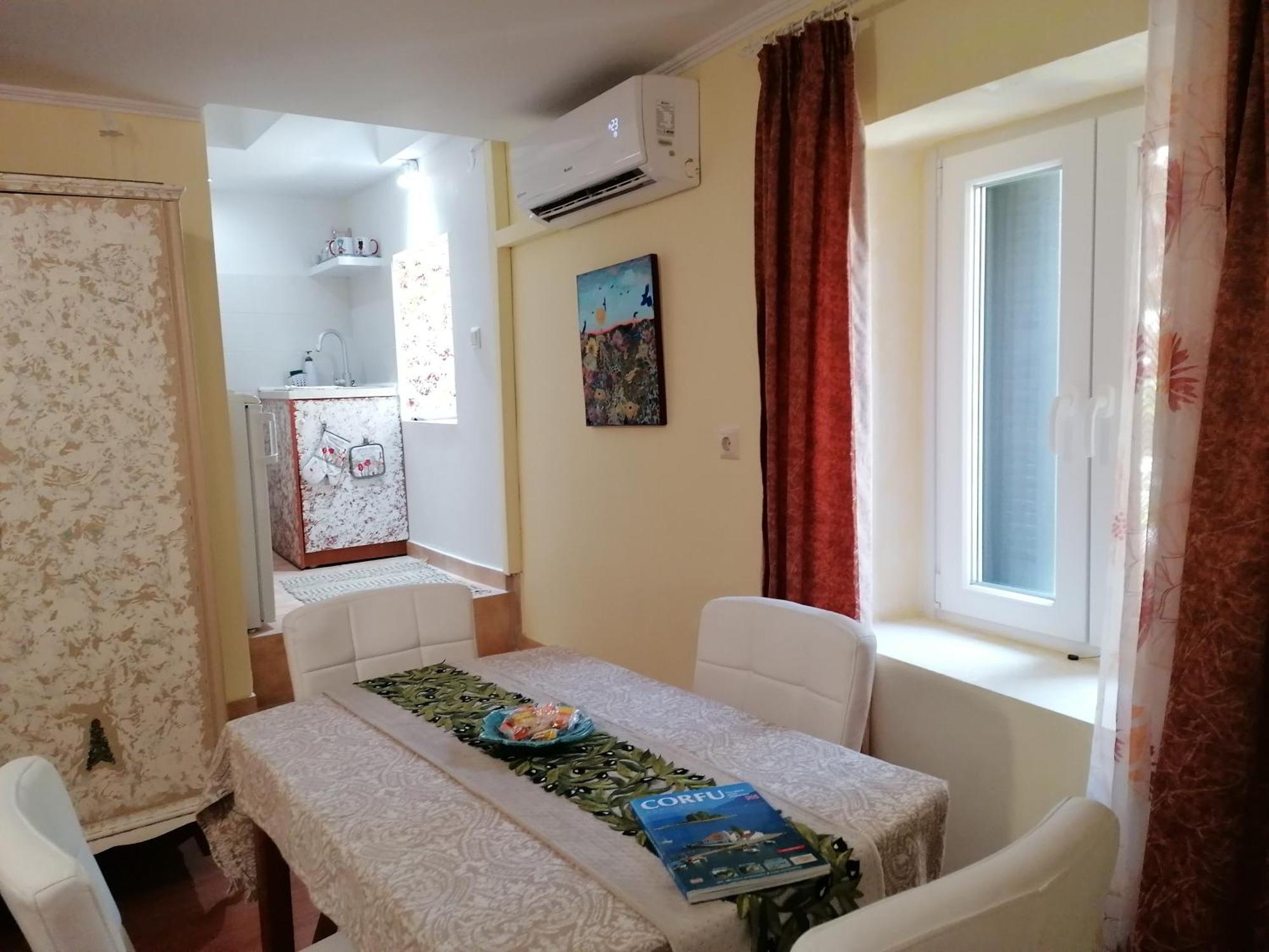 Venetian Well Cozy Apartment Corfu Old Town Exterior photo