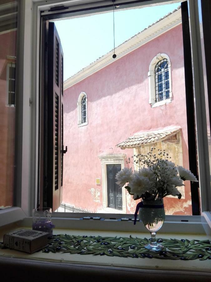 Venetian Well Cozy Apartment Corfu Old Town Exterior photo